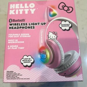 Hello Kitty Pink Bluetooth Headphones with Lights